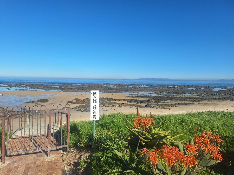 2 Bedroom Property for Sale in Greenways Golf Estate Western Cape